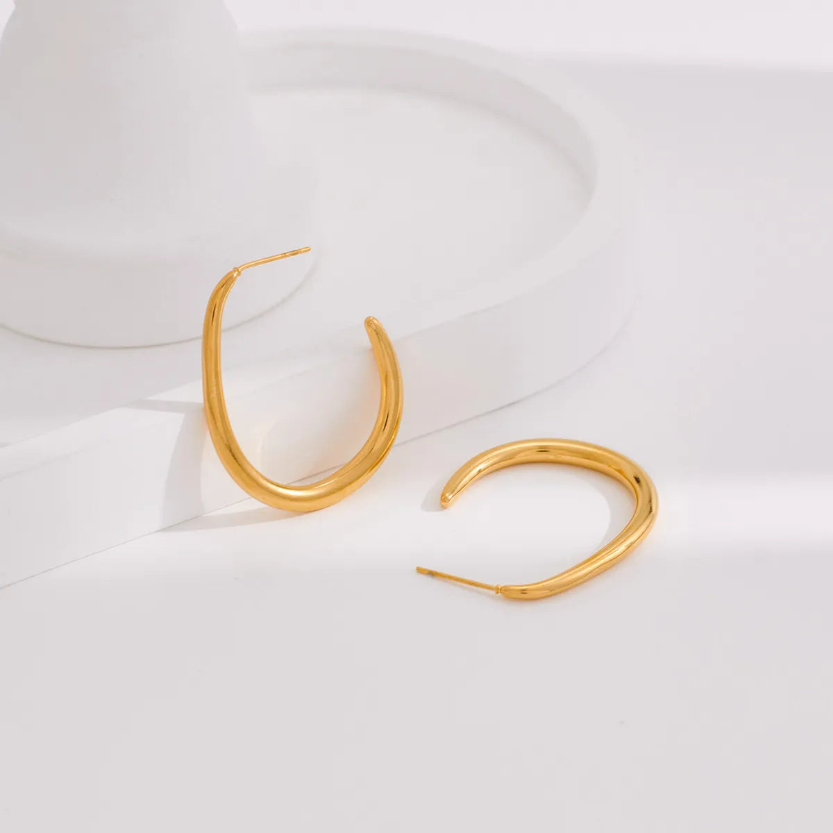 1 Pair IG Style Simple Style C Shape Plating 304 Stainless Steel 18K Gold Plated Earrings