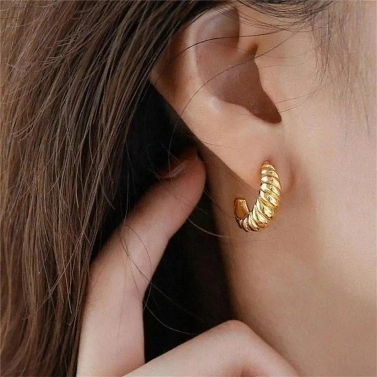 1 Pair Ig Style Simple Style Circle Water Droplets Pearl Plating Inlay Copper Zircon 18k Gold Plated Earrings