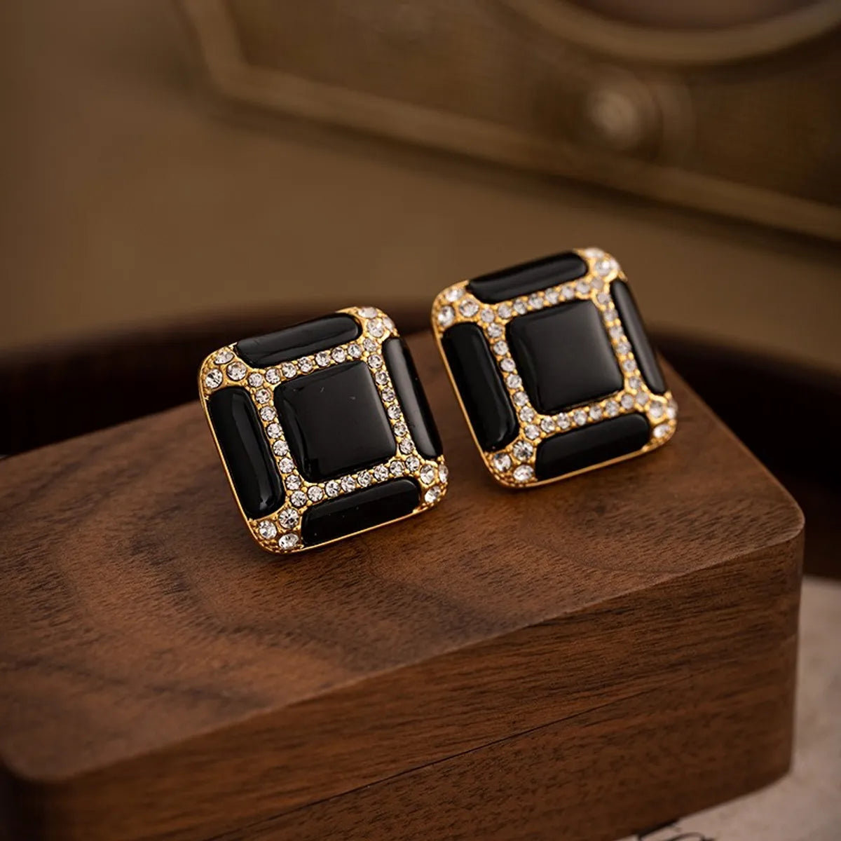 1 Pair IG Style Simple Style Classic Style Asymmetrical Round Square Plating Inlay Copper Brass Artificial Pearls Zircon Gold Plated Drop Earrings Ear Studs