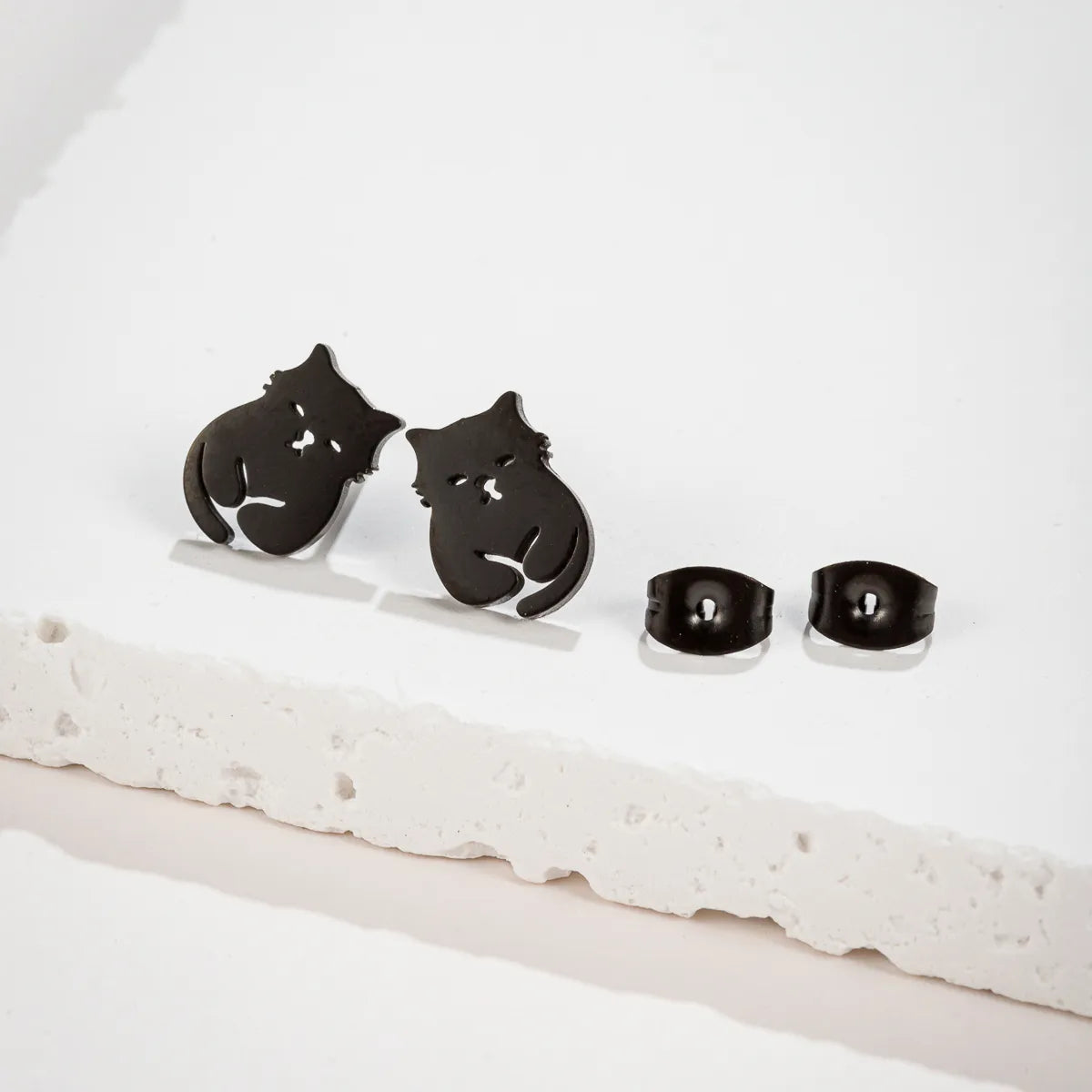 1 Pair Ig Style Simple Style Classic Style Cat Polishing Plating Stainless Steel 18k Gold Plated Ear Studs