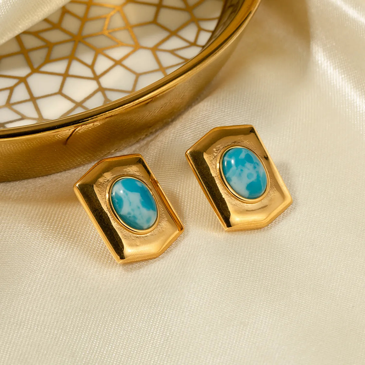 1 Pair Ig Style Simple Style Geometric Plating Inlay Stainless Steel Sea-pattern Stone 18k Gold Plated Ear Studs