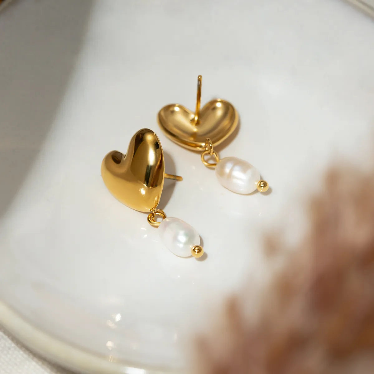 1 Pair IG Style Simple Style Heart Shape Pearl 304 Stainless Steel 18K Gold Plated Drop Earrings