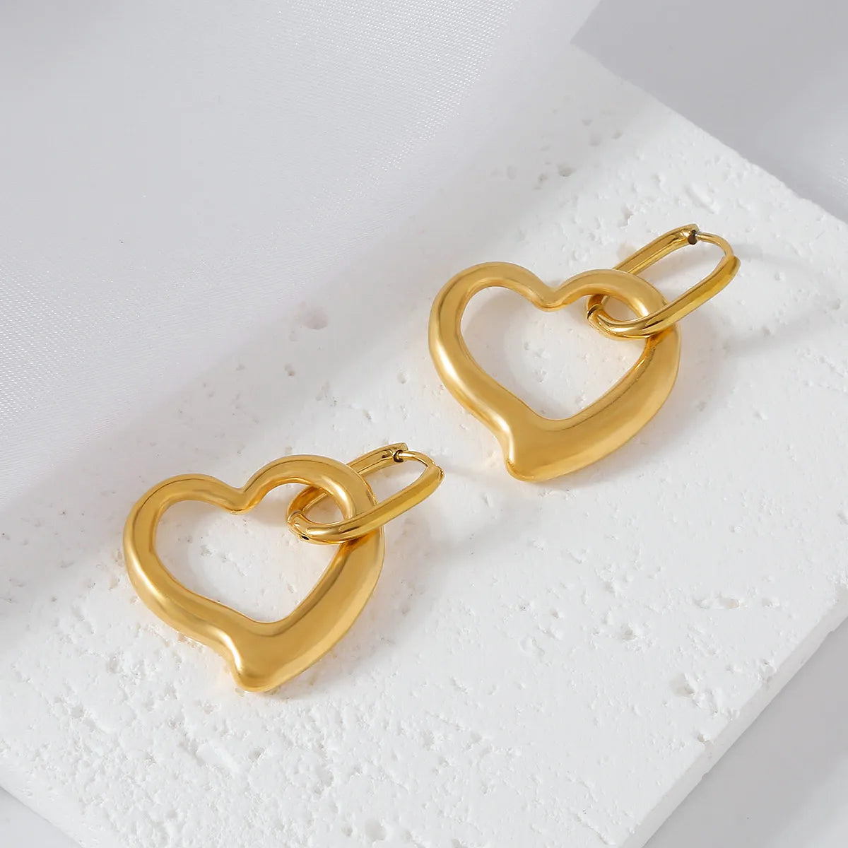 1 Pair IG Style Simple Style Heart Shape Stainless Steel Gold Plated Drop Earrings