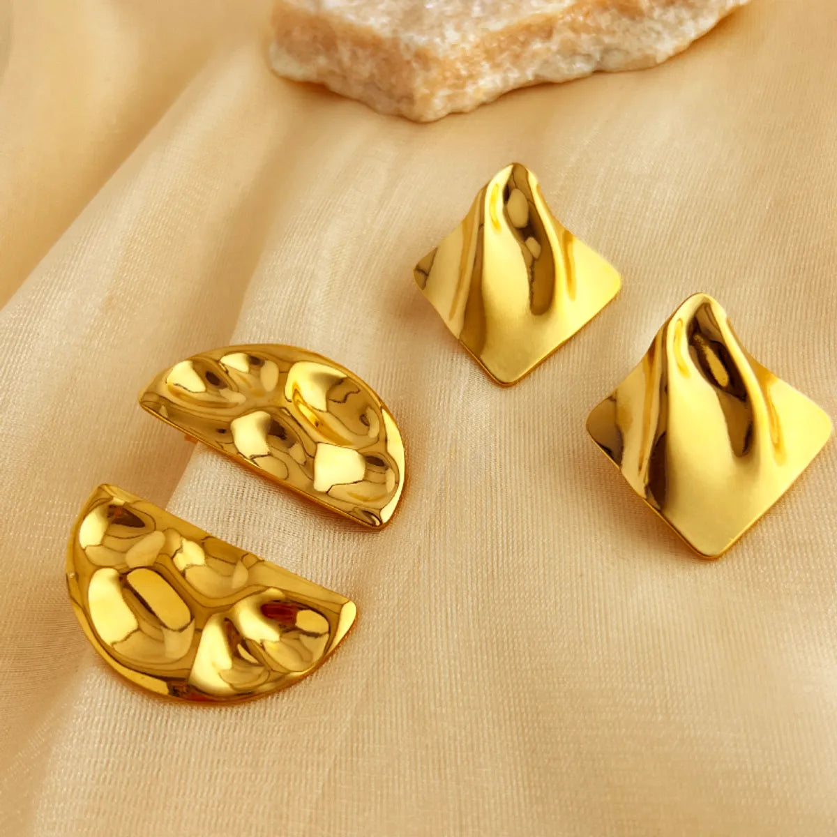 1 Pair IG Style Simple Style Irregular Solid Color Plating 304 Stainless Steel 18K Gold Plated Ear Studs