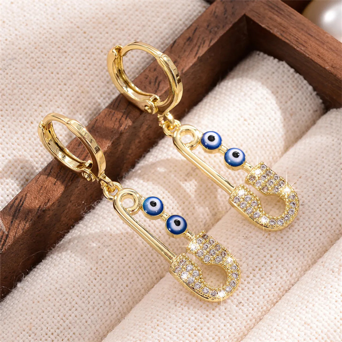 1 Pair Ig Style Simple Style Paper Clip Eye Enamel Plating Inlay Copper Zircon 18k Gold Plated Drop Earrings