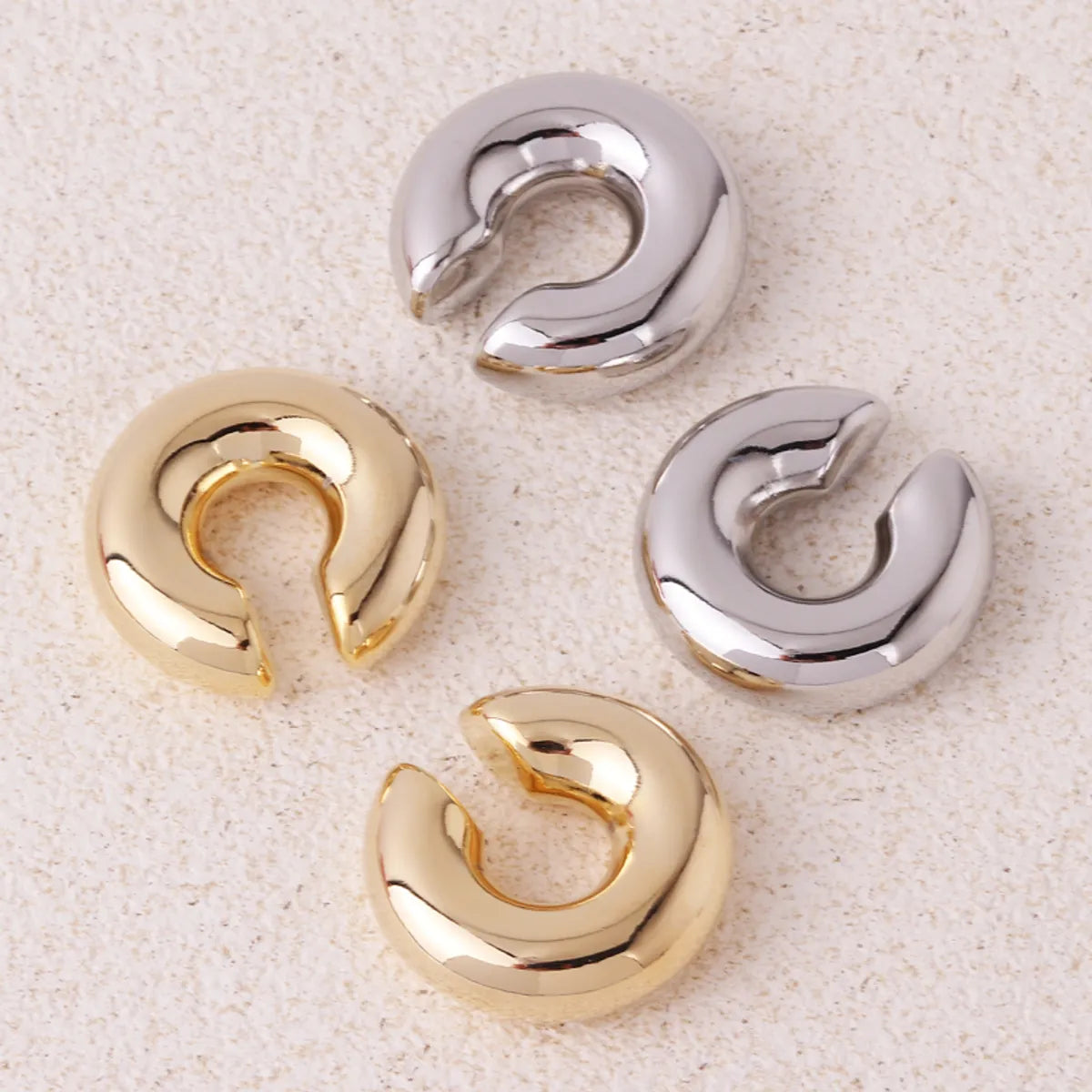 1 Pair Ig Style Simple Style Solid Color Plating Copper 18k Gold Plated Ear Cuffs