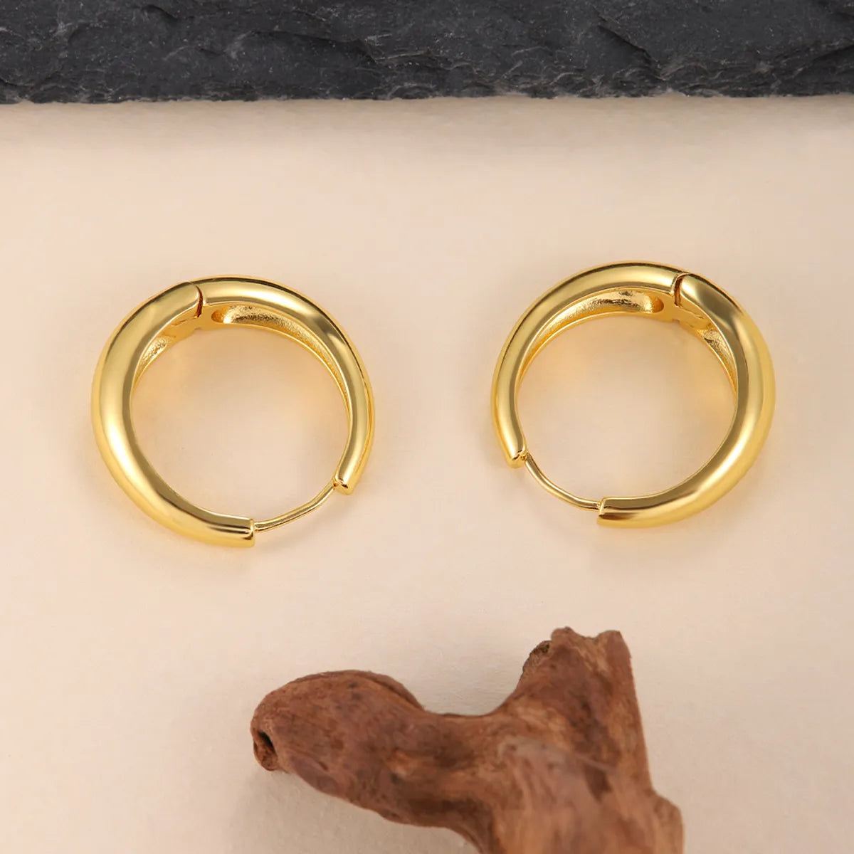 1 Pair Ig Style Simple Style Solid Color Plating Copper 18k Gold Plated Hoop Earrings