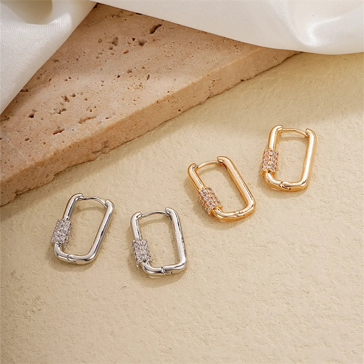 1 Pair Ig Style Simple Style U Shape Plating Inlay Copper Zircon Earrings