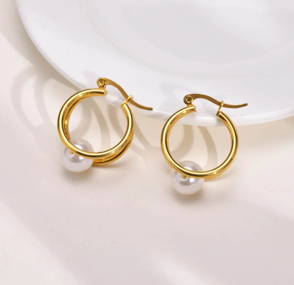 1 Pair Ig Style Simple Style U Shape Plating Inlay Titanium Steel Artificial Pearls 18k Gold Plated Earrings