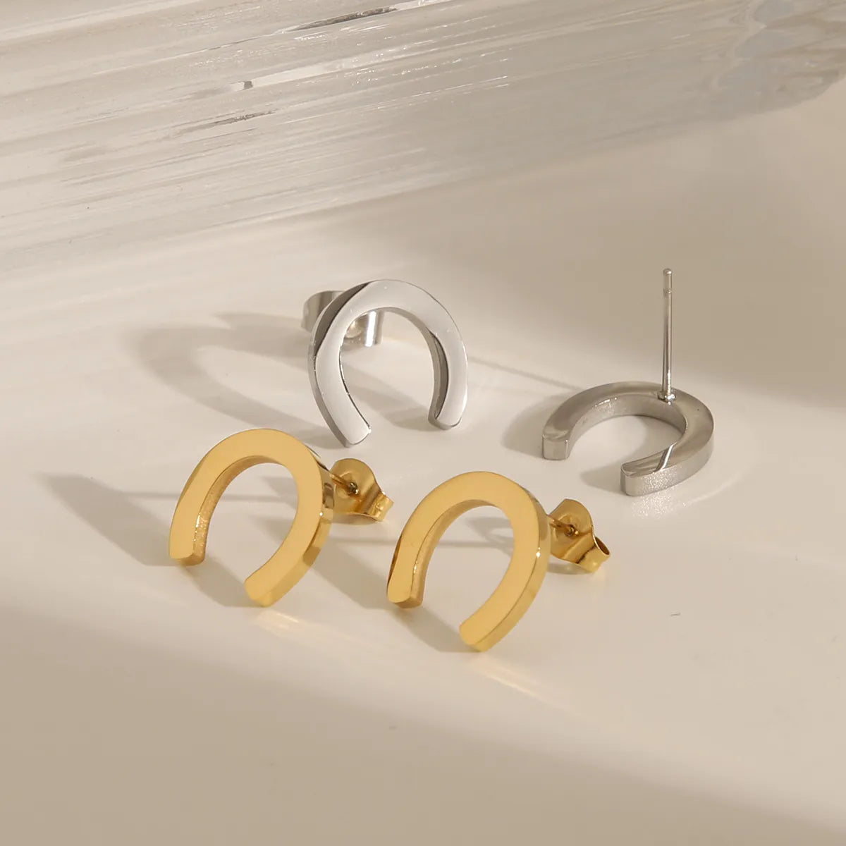 1 Pair IG Style Simple Style U Shape Solid Color 304 Stainless Steel 18K Gold Plated Ear Studs