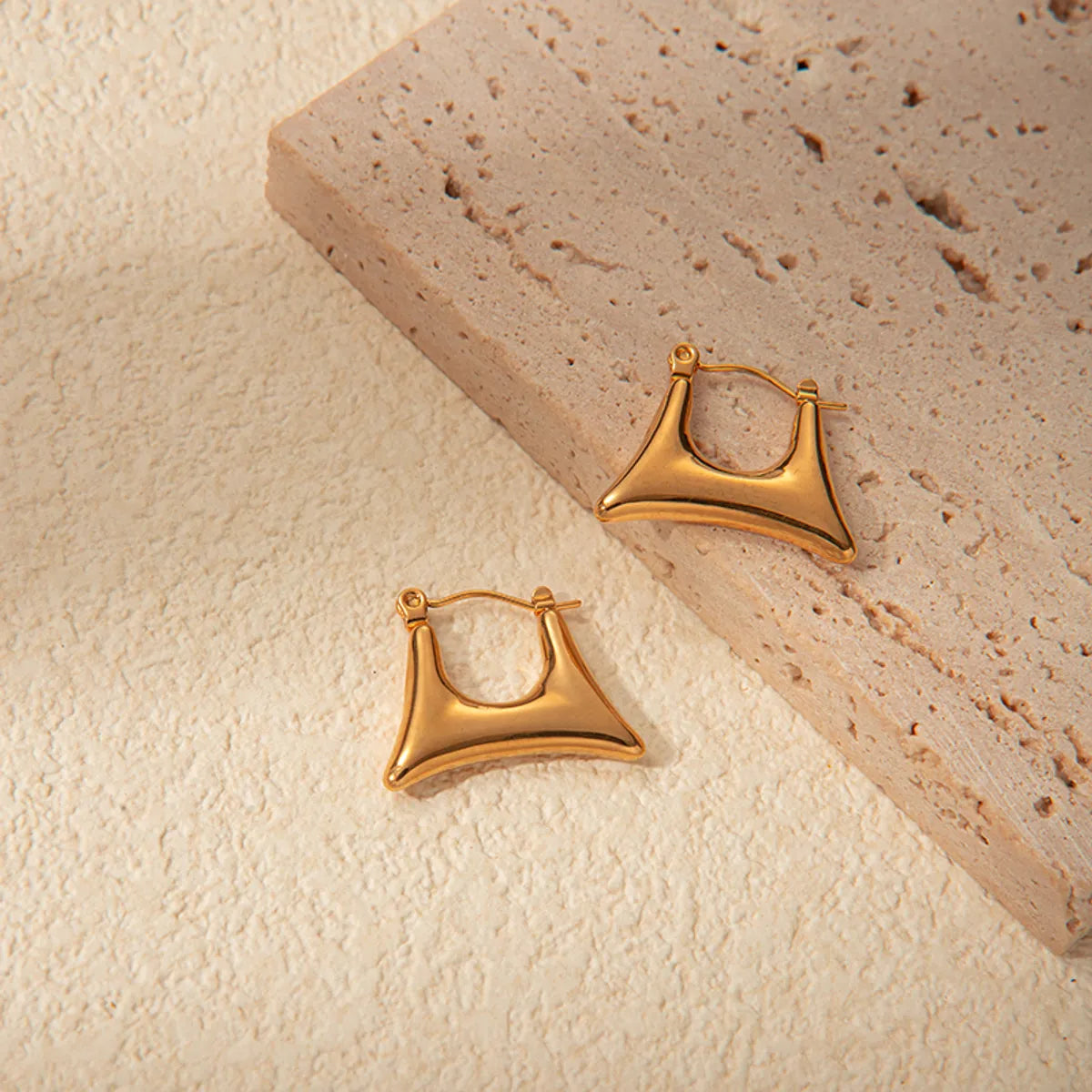 1 Pair Ig Style Simple Style U Shape Trapezoid Plating Stainless Steel Gold Plated Earrings