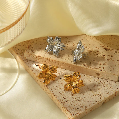 1 Pair IG Style Sweet Five Petal Flower Flower Polishing 304 Stainless Steel 18K Gold Plated Ear Studs