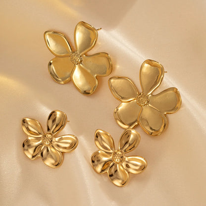 1 Pair IG Style Sweet Flower Titanium Steel Gold Plated Ear Studs