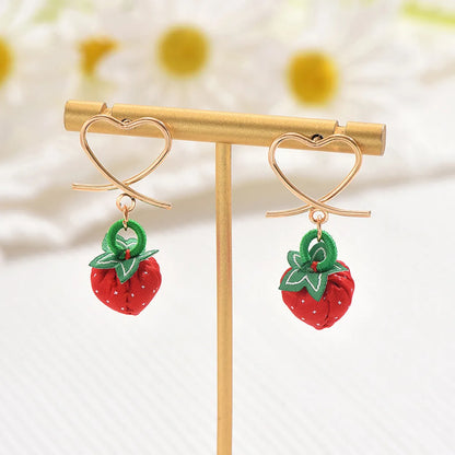 1 Pair IG Style Sweet Heart Shape Strawberry Hollow Out Alloy Drop Earrings