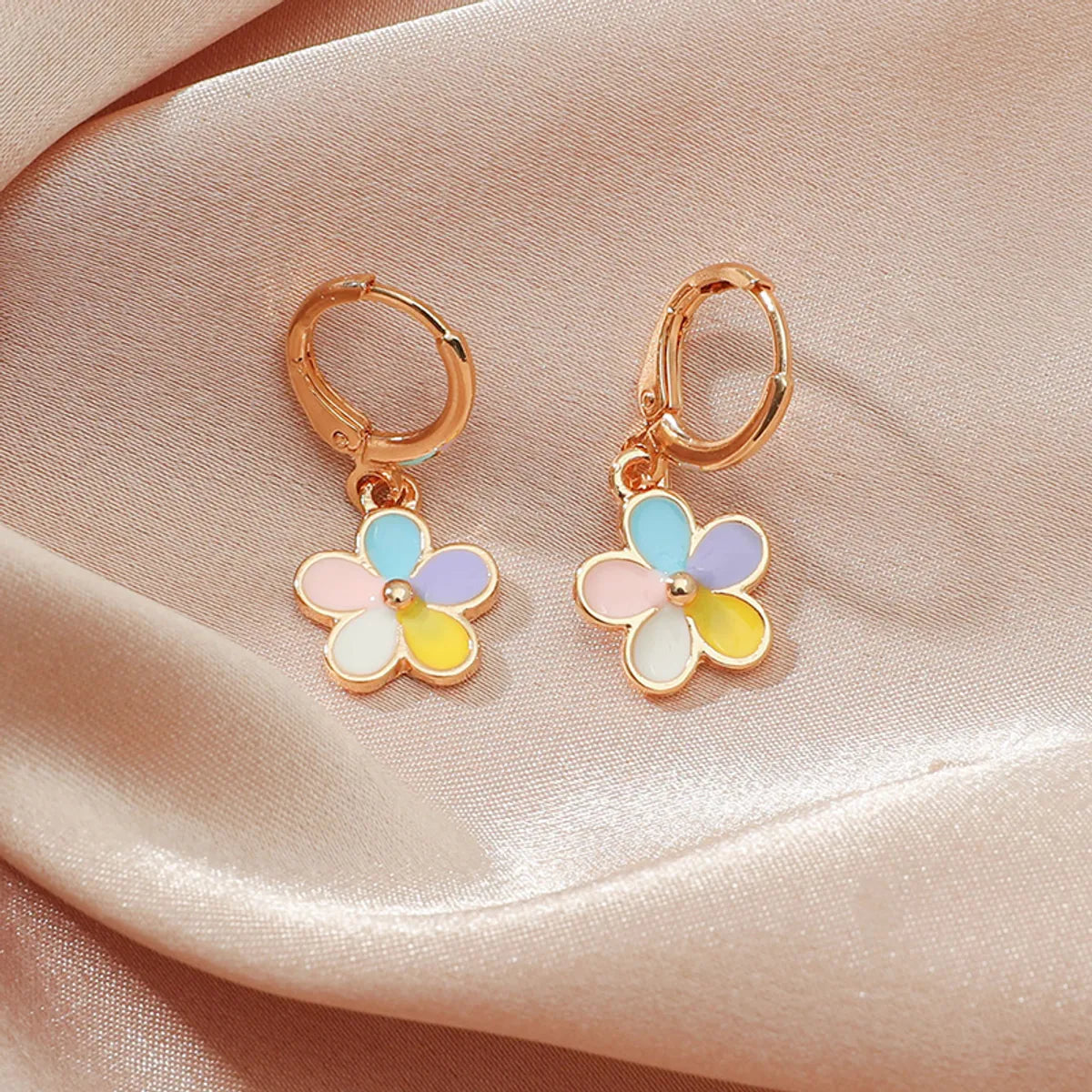 1 Pair IG Style Sweet Simple Style Flower Daisy Enamel Zinc Alloy K Gold Plated Drop Earrings