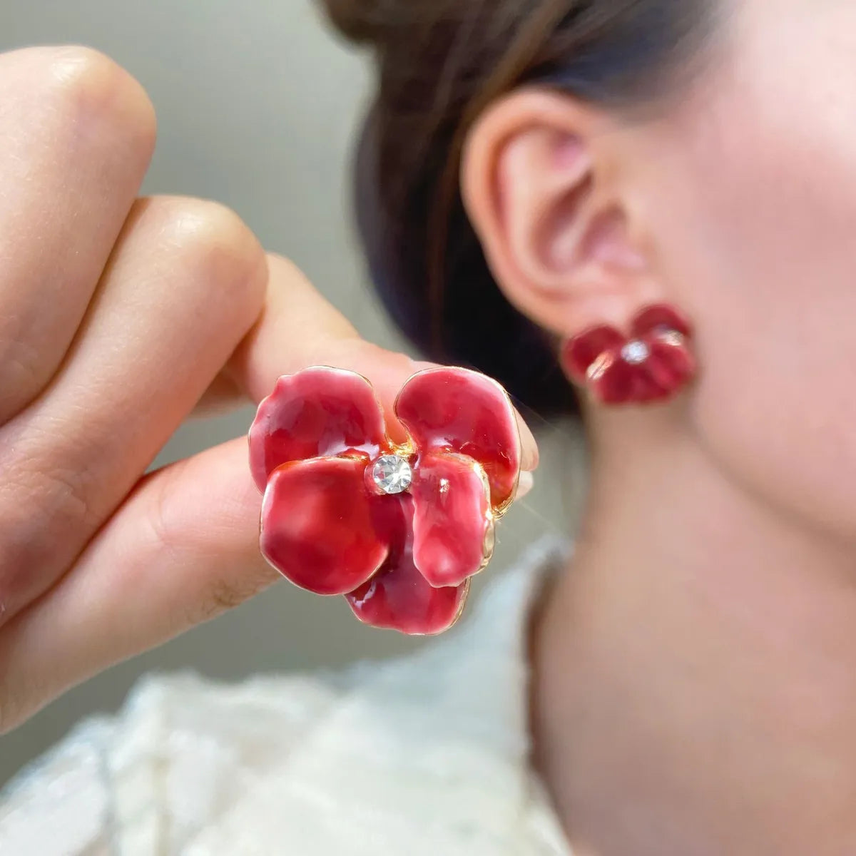 1 Pair IG Style Sweet Simple Style Flower Enamel Alloy Ear Studs