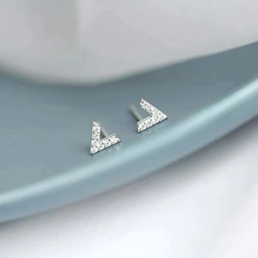 1 Pair Ins Style Simple Style V Shape Sterling Silver Handmade Inlay Zircon Ear Studs