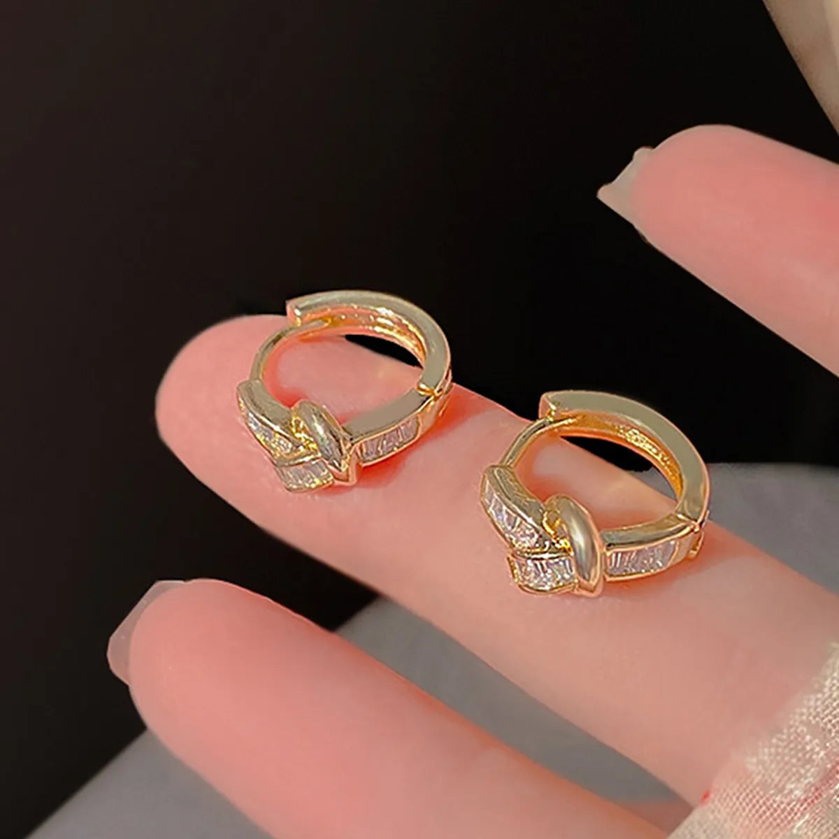 1 Pair Korean Style Knot Inlay Stainless Steel Zircon Hoop Earrings