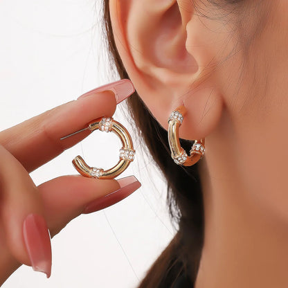 1 Pair Lady C Shape Inlay Alloy Zircon Ear Studs