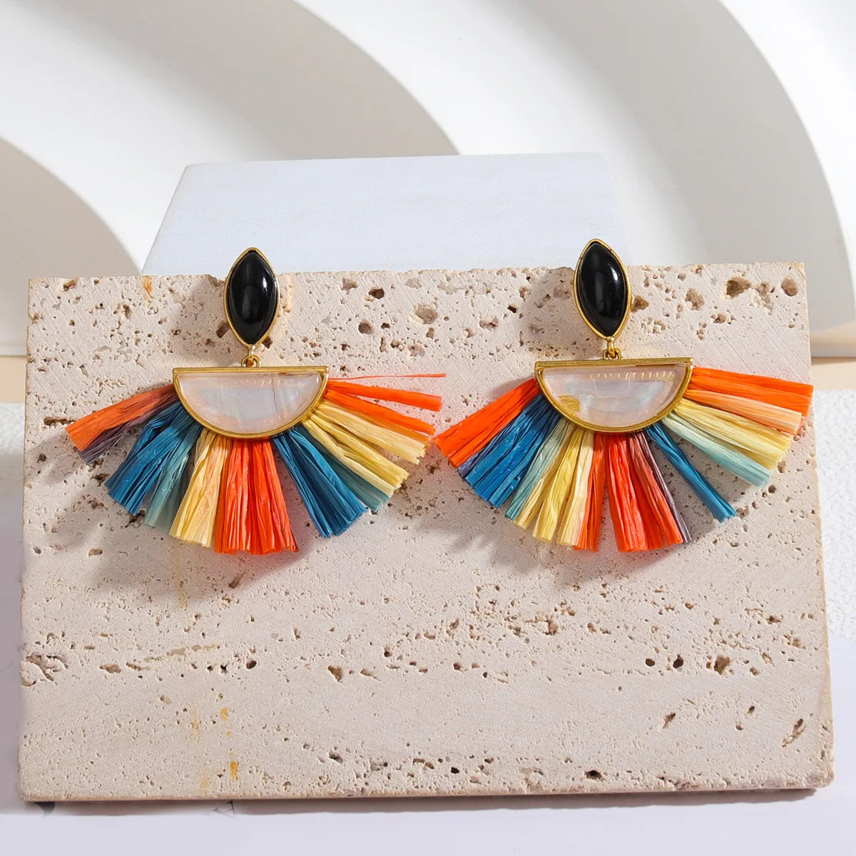 1 Pair Lady Ethnic Style Classic Style Semicircle Inlay Alloy Shell Drop Earrings