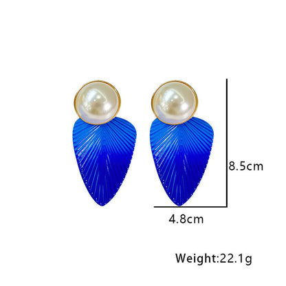 1 Pair Lady Flower Alloy Plating Inlay Artificial Pearls Women's Drop Earrings