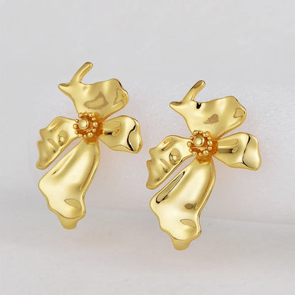 1 Pair Lady Flower Plating Copper 18k Gold Plated Ear Studs