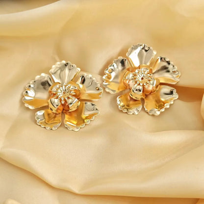 1 Pair Lady Flower Plating Metal Ear Studs