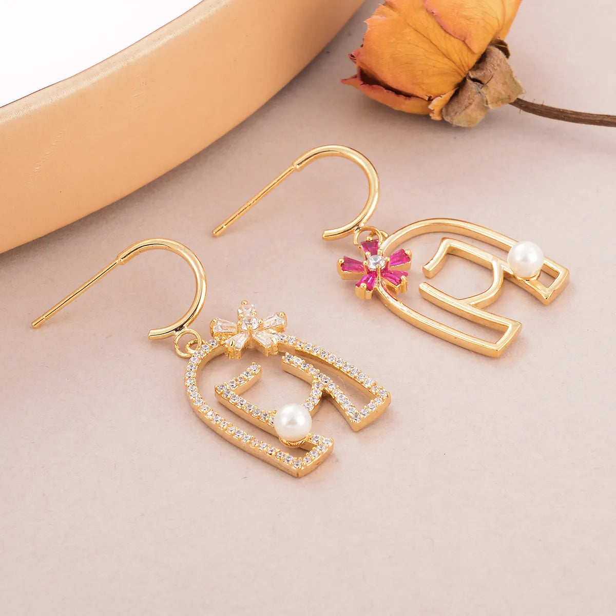 1 Pair Lady Geometric Inlay Copper Artificial Pearls Zircon 18K Gold Plated Drop Earrings