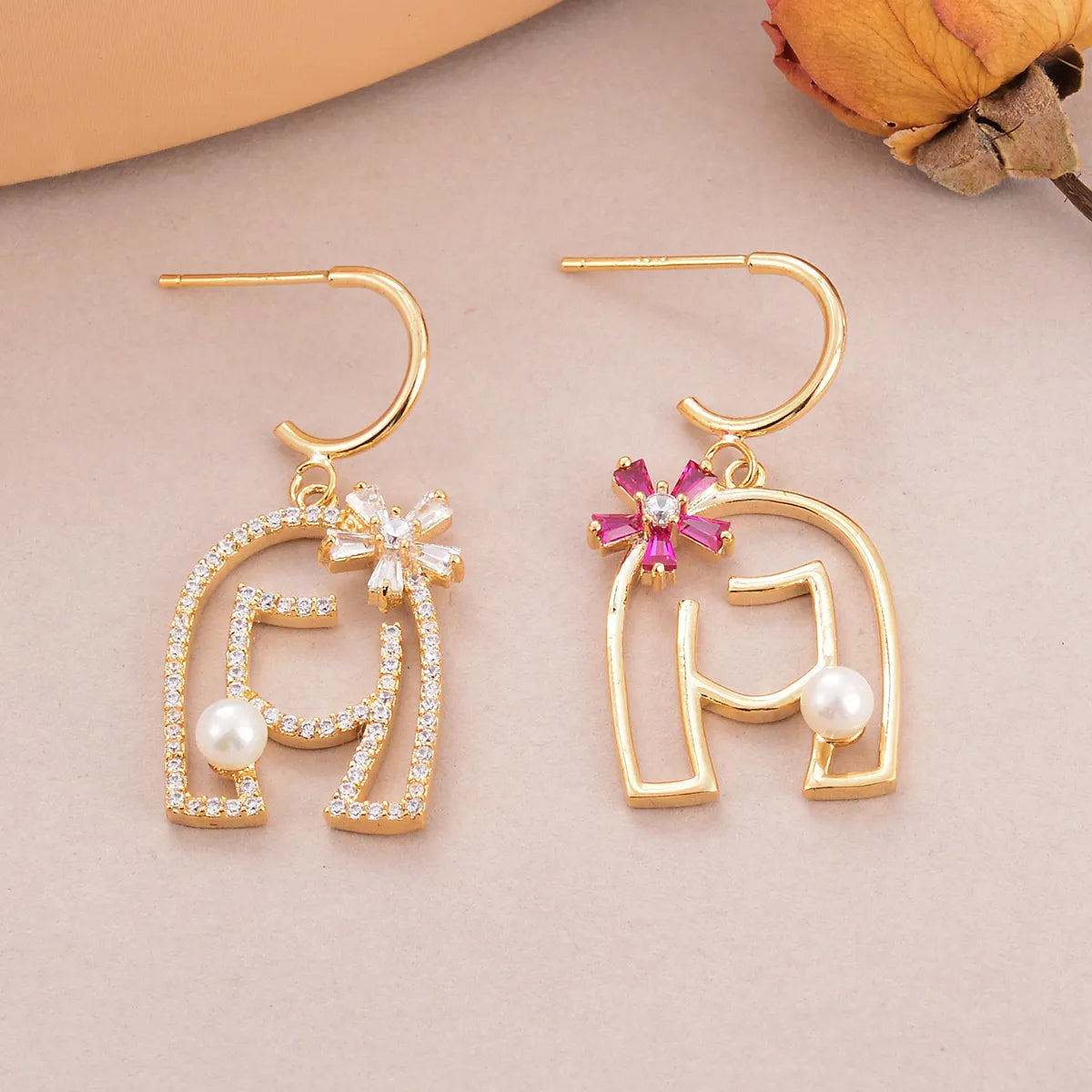 1 Pair Lady Geometric Inlay Copper Artificial Pearls Zircon 18K Gold Plated Drop Earrings