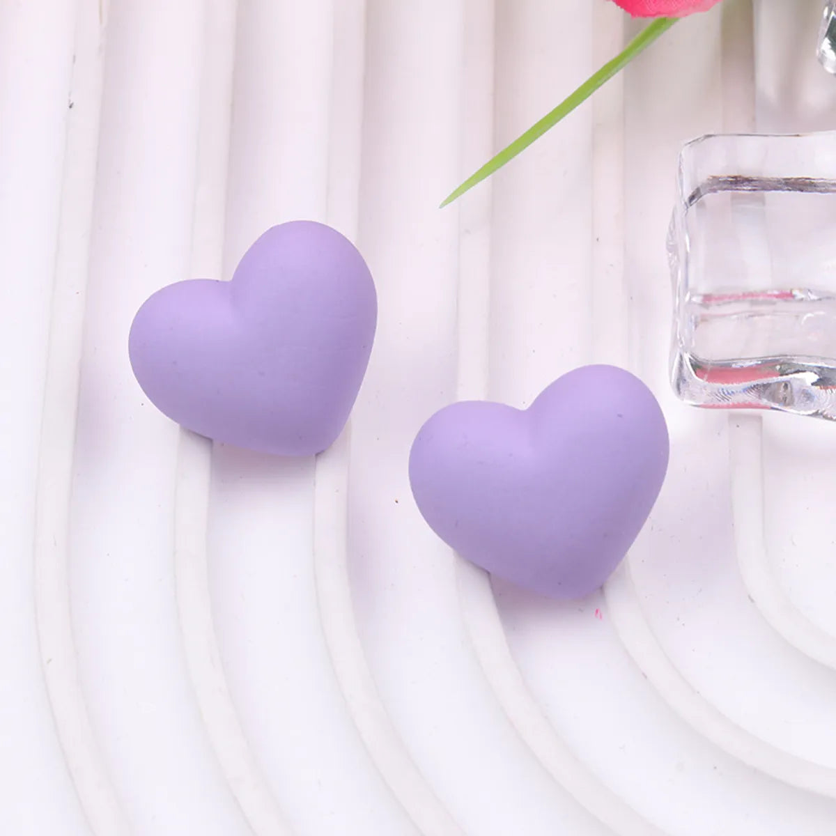 1 Pair Lady Heart Shape Arylic Ear Studs