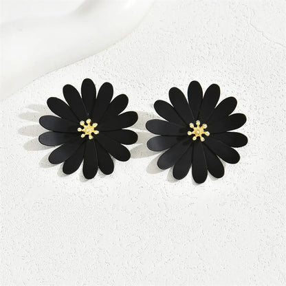 1 Pair Lady Modern Style Classic Style Flower Alloy Iron Ear Studs