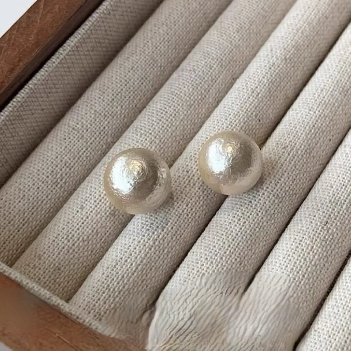 1 Pair Lady Pearl Plating Mixed Materials Ear Studs