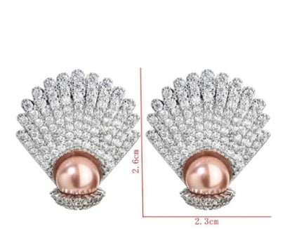 1 Pair Lady Shell Plating Inlay Copper Artificial Pearls Zircon White Gold Plated Ear Studs