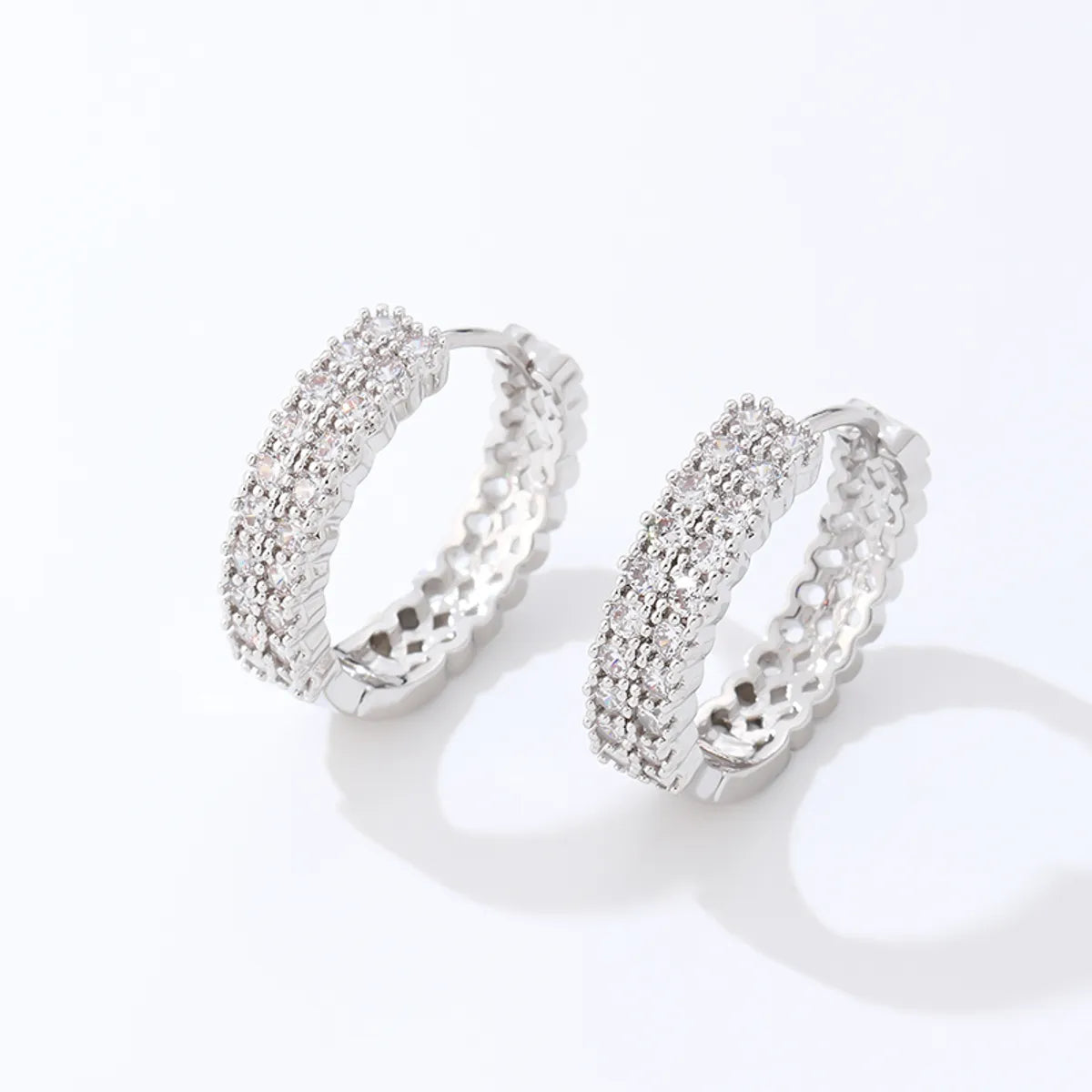 1 Pair Lady Simple Style Round Plating Inlay Copper Zircon White Gold Plated Hoop Earrings