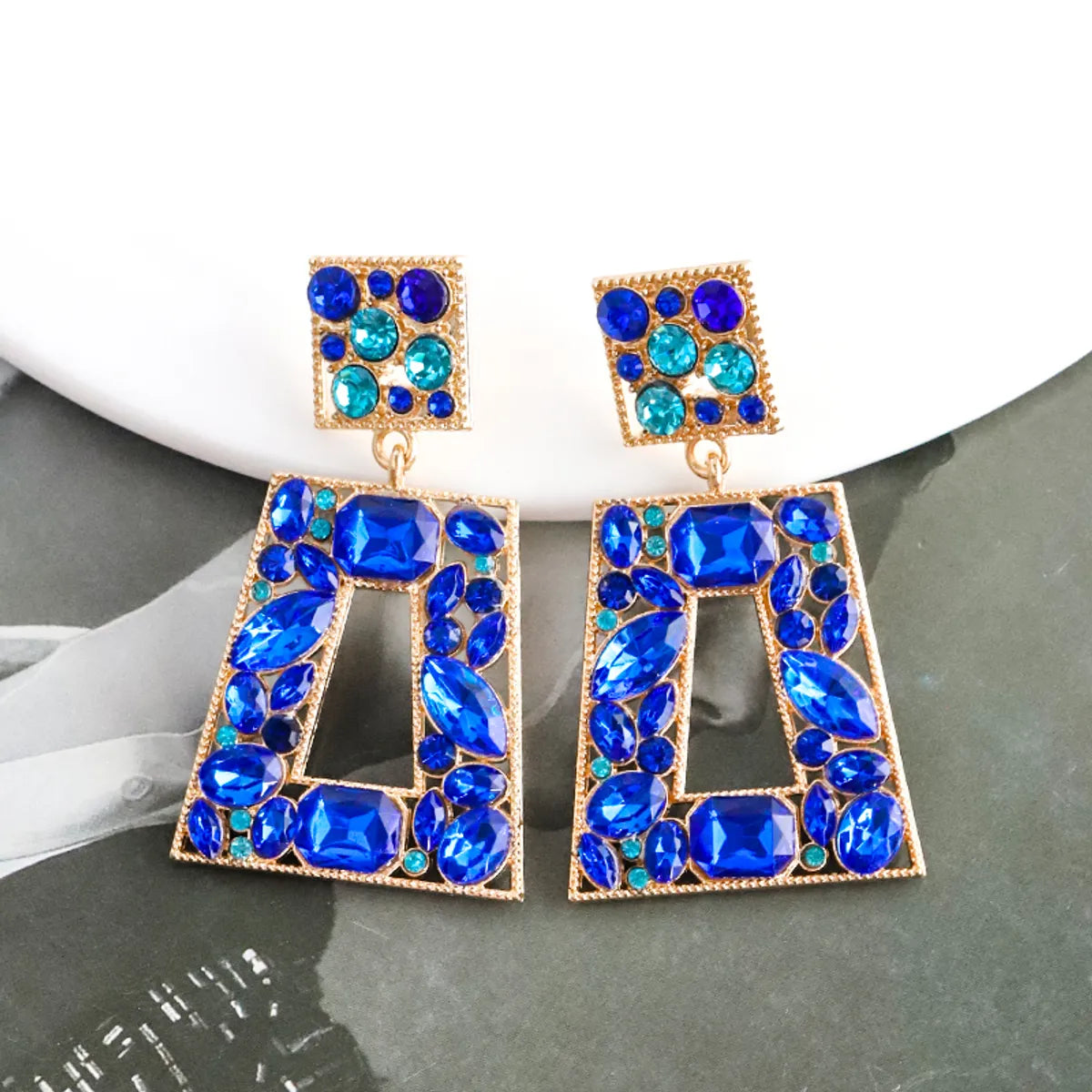 1 Pair Lady Square Inlay Alloy Rhinestones Drop Earrings