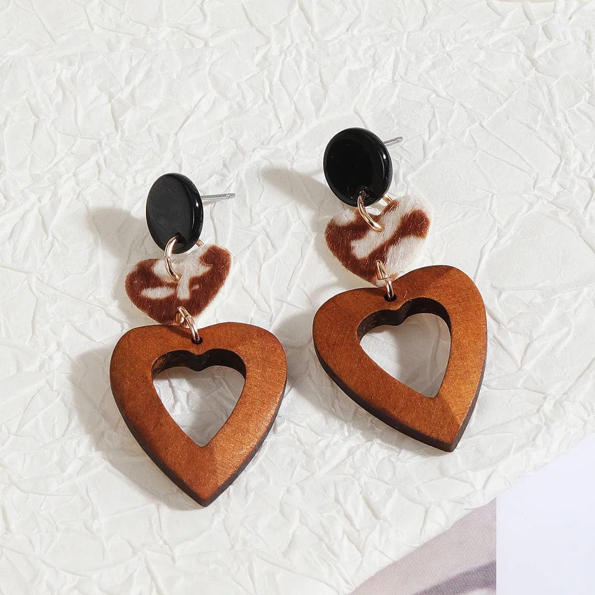 1 Pair Lady Streetwear Heart Shape Wood Drop Earrings