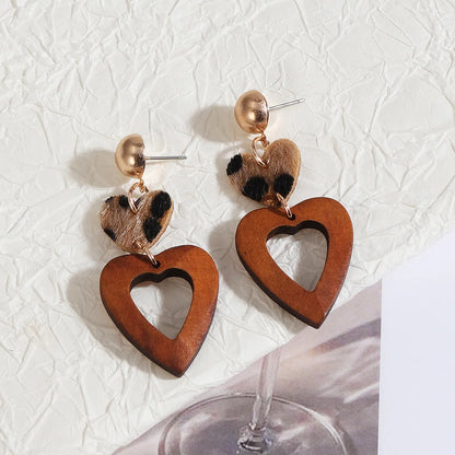 1 Pair Lady Streetwear Heart Shape Wood Drop Earrings