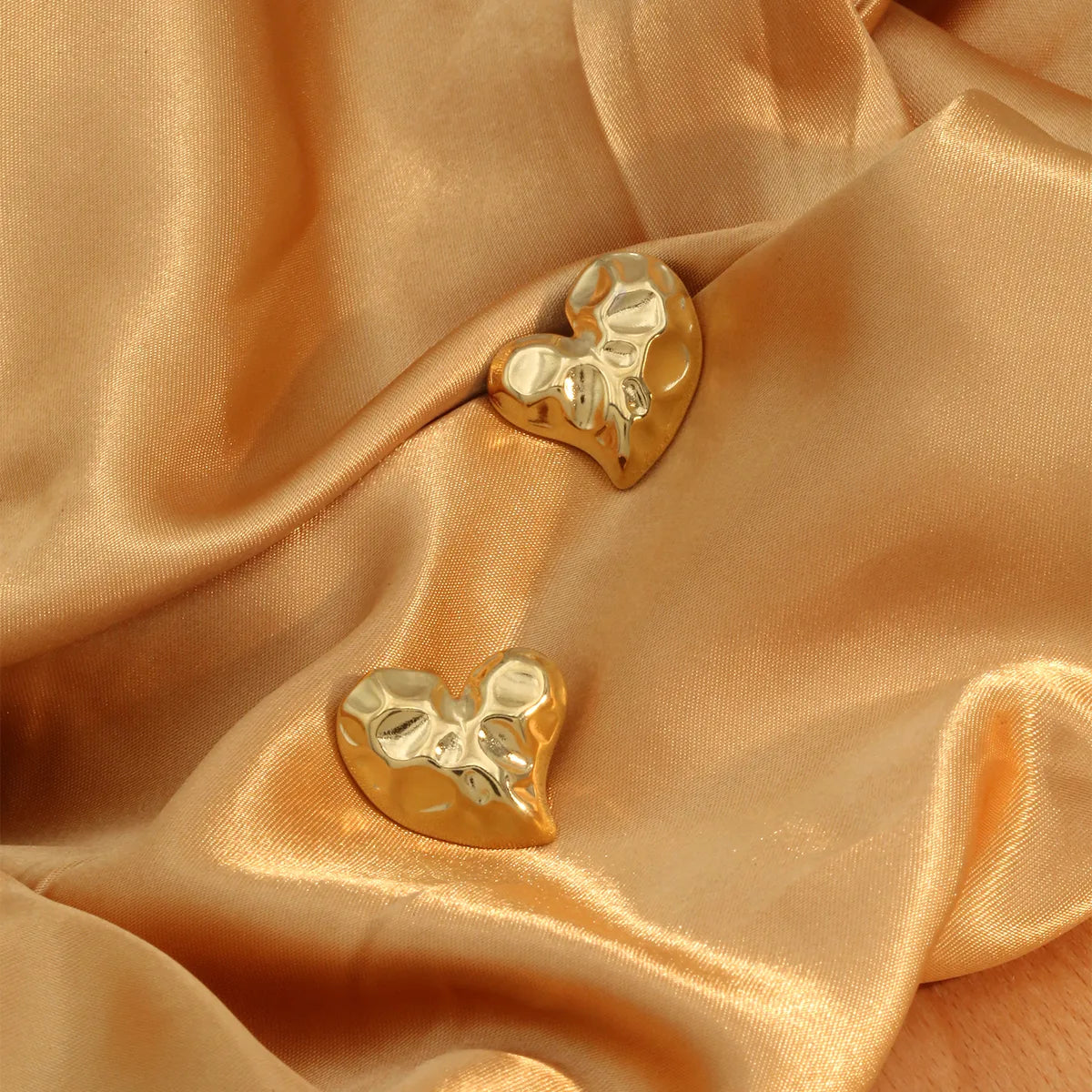 1 Pair Luxurious Romantic Commute Heart Shape Plating 304 Stainless Steel 18K Gold Plated Ear Studs