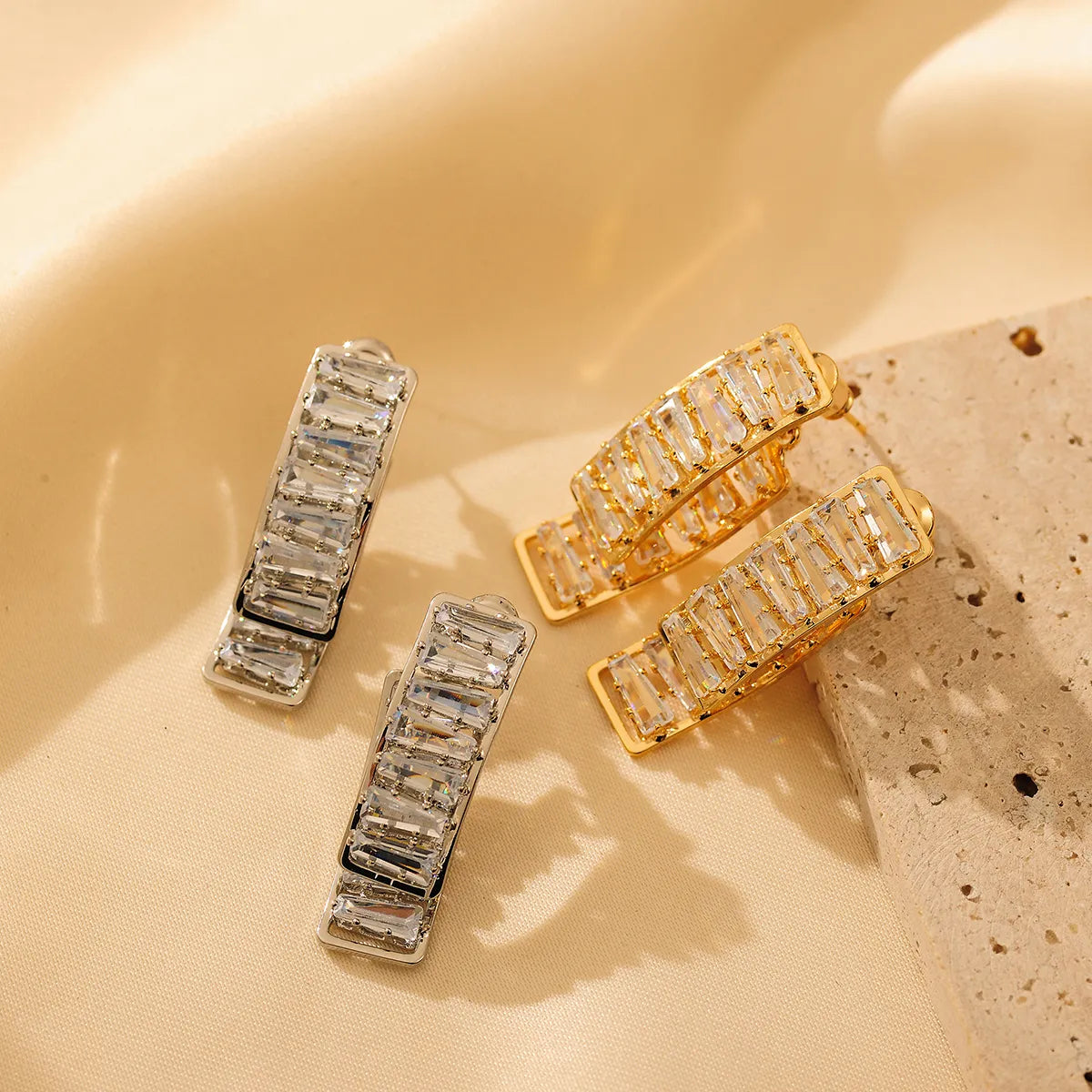 1 Pair Luxurious Shiny Solid Color Plating Inlay Titanium Steel Zircon 18K Gold Plated Earrings