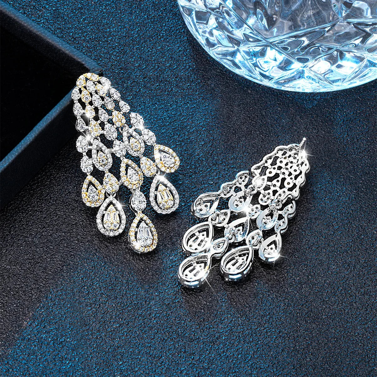 1 Pair Luxurious Snowflake Plating Inlay Brass Zircon White Gold Plated Gold Plated Drop Earrings