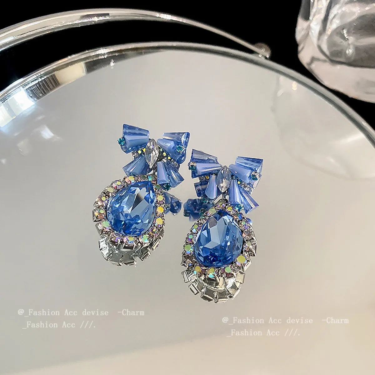 1 Pair Luxurious Sweet Water Droplets Bow Knot Plating Inlay Copper Artificial Crystal Rhinestones Drop Earrings