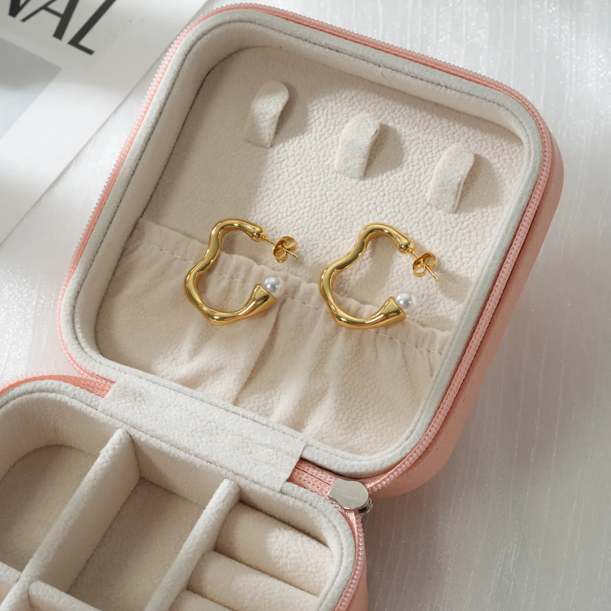 1 Pair Marine Style C Shape Irregular Water Droplets Inlay 304 Stainless Steel Artificial Pearls 18K Gold Plated Ear Studs