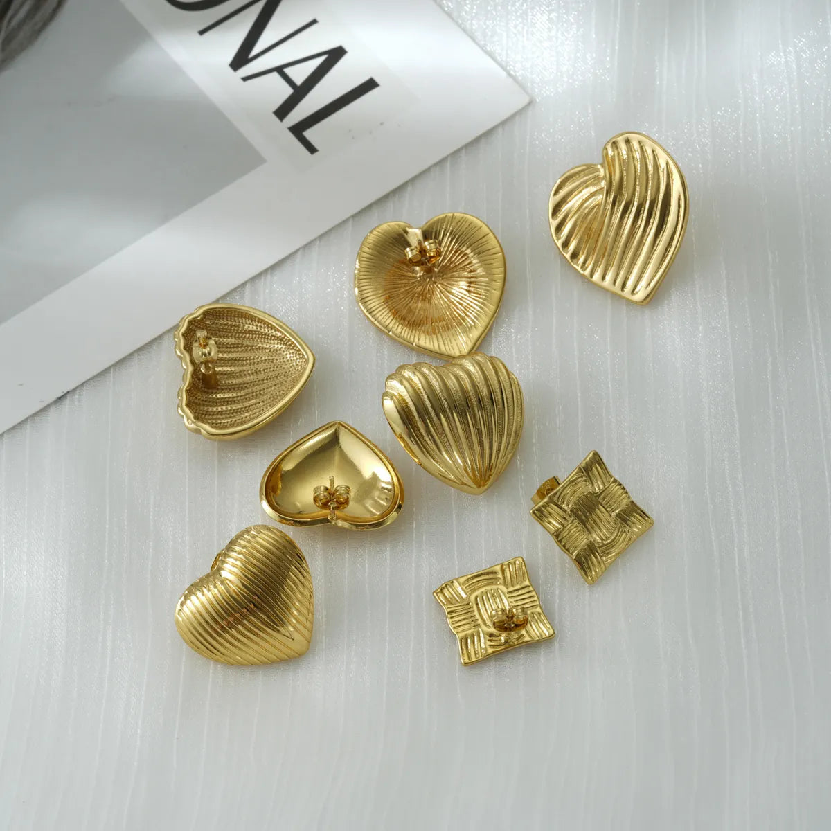 1 Pair Marine Style Simple Style Scallop Heart Shape Shell 304 Stainless Steel 18K Gold Plated Ear Studs