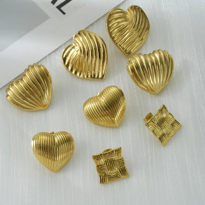 1 Pair Marine Style Simple Style Scallop Heart Shape Shell 304 Stainless Steel 18K Gold Plated Ear Studs