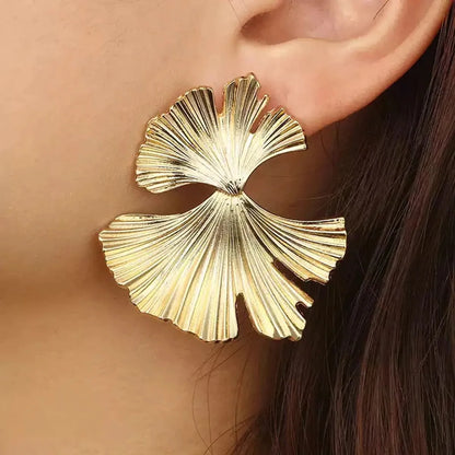 1 Pair Modern Style Artistic Flower Butterfly Plating Titanium Steel Earrings