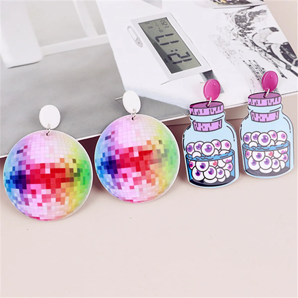 1 Pair Modern Style Cartoon Arylic Drop Earrings