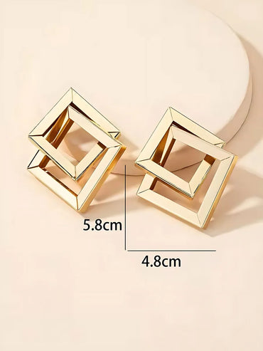 1 Pair Modern Style Classic Style Rhombus Hollow Out Iron Gold Plated Ear Studs