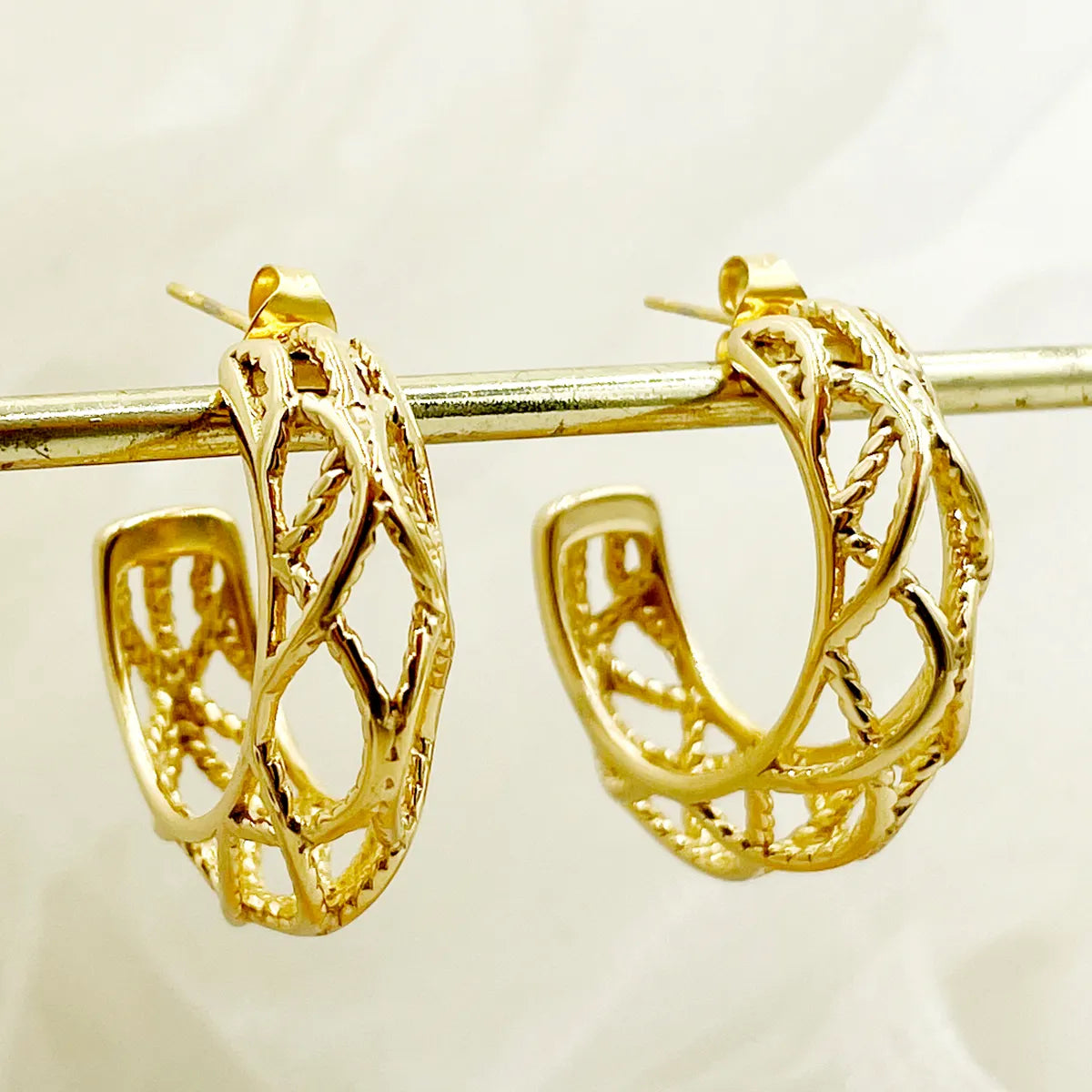 1 Pair Modern Style Commute C Shape Irregular Polishing Plating Hollow Out Stainless Steel Metal Gold Plated Ear Studs