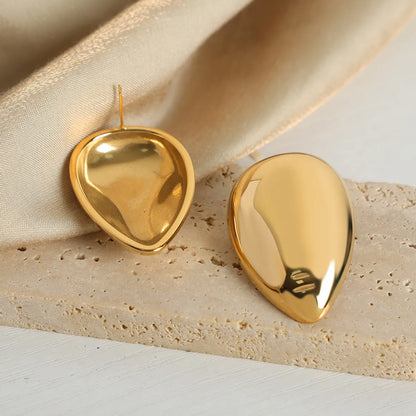 1 Pair Modern Style Simple Style Artistic Solid Color Mask Plating Titanium Steel 18k Gold Plated Ear Studs