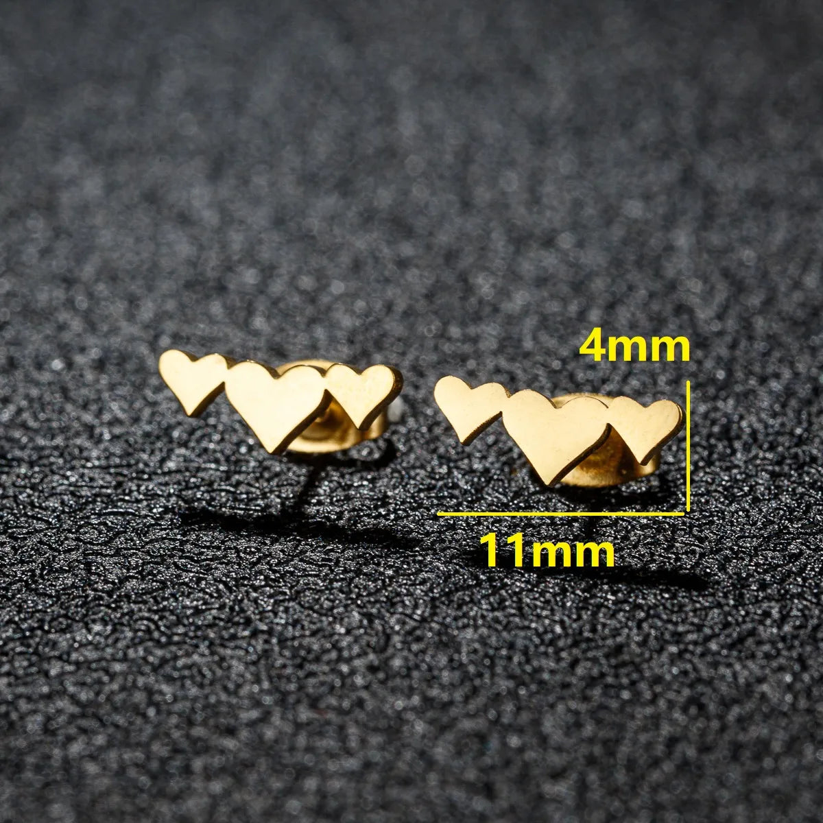 1 Pair Modern Style Simple Style Classic Style Animal Heart Shape Pineapple Plating 304 Stainless Steel 18K Gold Plated Ear Studs